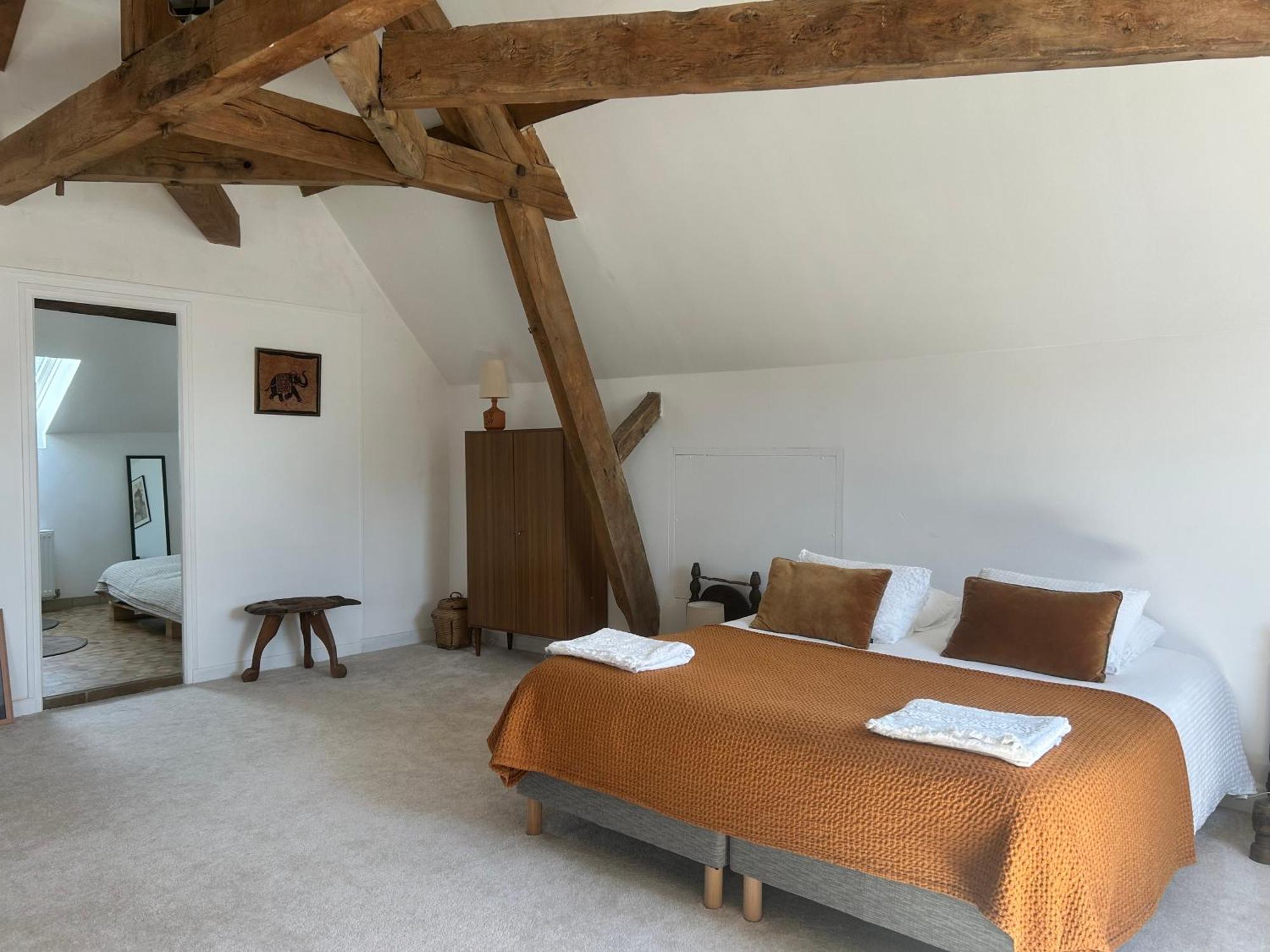 Maison D'Hotes La Doucelle Culture Et Bien-Etre Lignieres-Orgeres Стая снимка